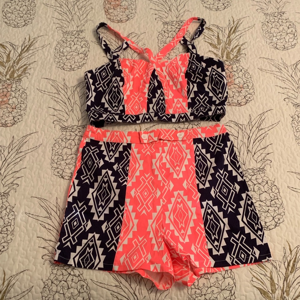 Sale - Aztec print 2 piece set shorts + crop top